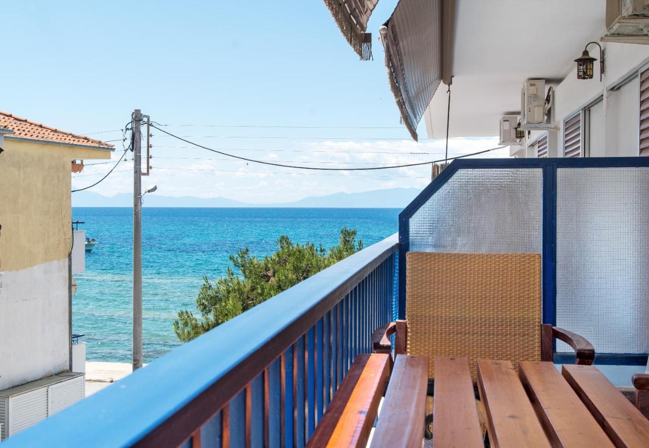 Seafront 2 Bedrooms Apartment Nea Iraklia Ngoại thất bức ảnh